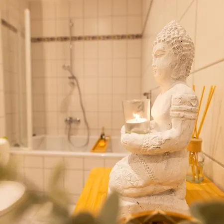 Living - Zentrumslage Parkplatz Babybett