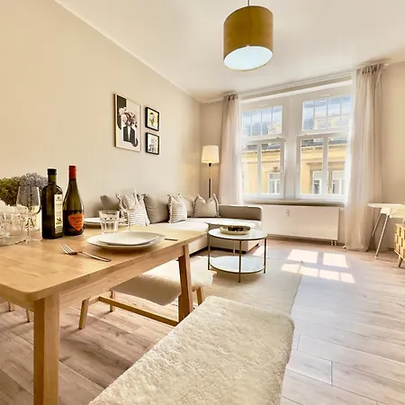 Apartmán Living - Zentrumslage Parkplatz Babybett *