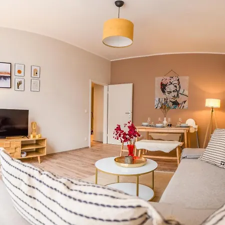 Apartmán Living - Zentrumslage Parkplatz Babybett Budyšín