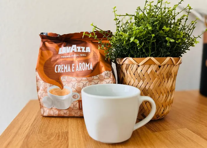 Living - Zentrumslage Parkplatz Babybett *