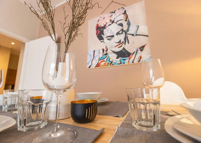 Living - Zentrumslage Parkplatz Babybett